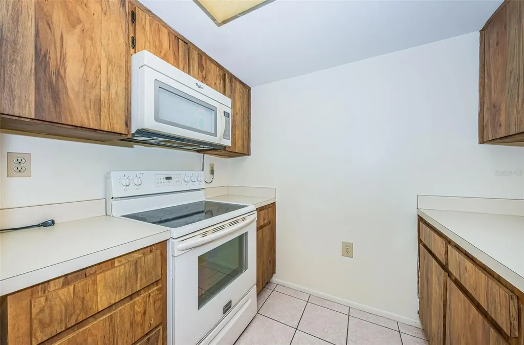 2587 Countryside Boulevard Clearwater FL 33761