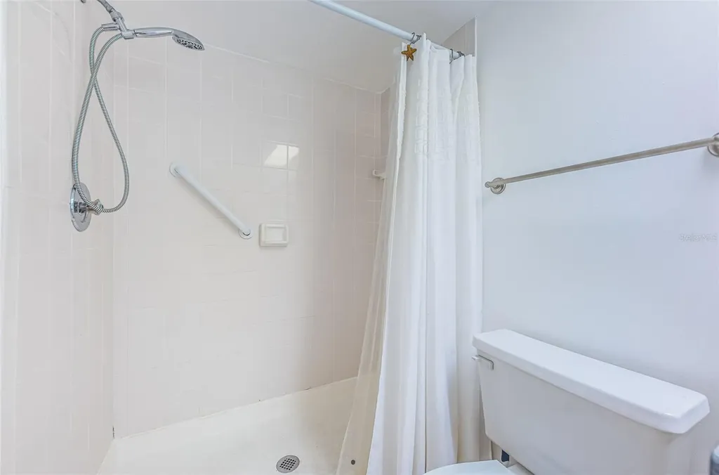 2587 Countryside Boulevard Clearwater FL 33761
