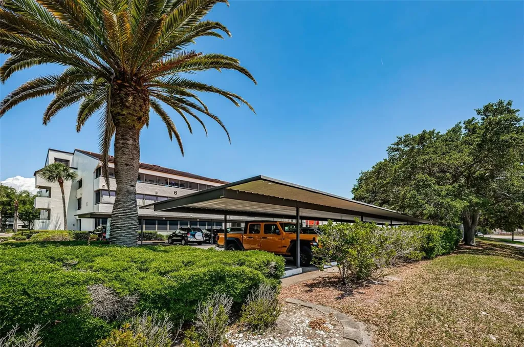 2587 Countryside Boulevard Clearwater FL 33761