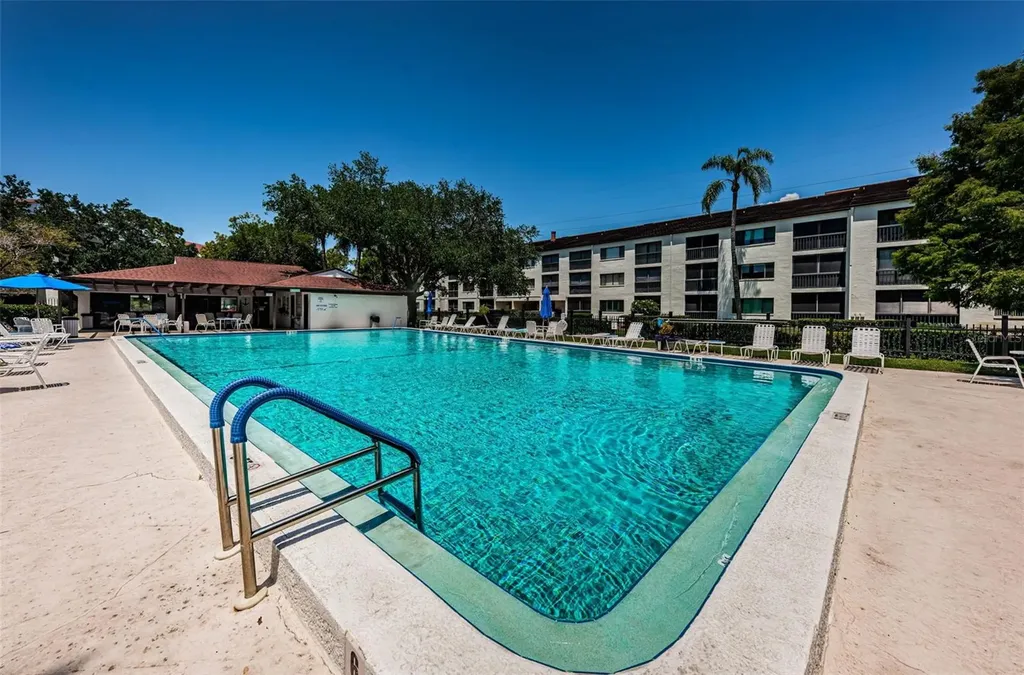 2587 Countryside Boulevard Clearwater FL 33761