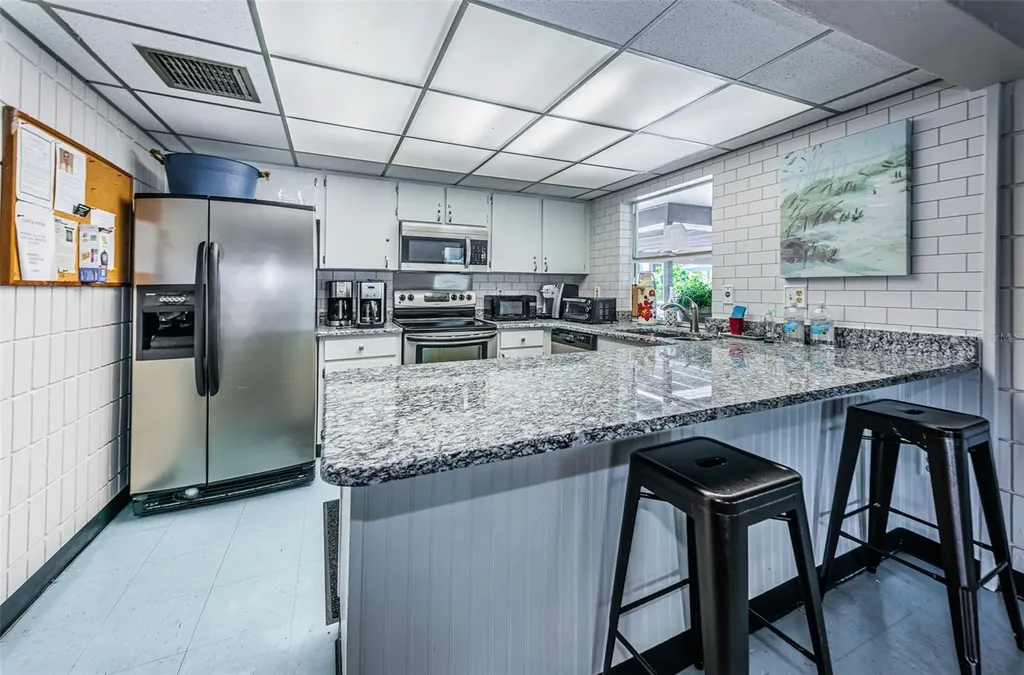 2587 Countryside Boulevard Clearwater FL 33761