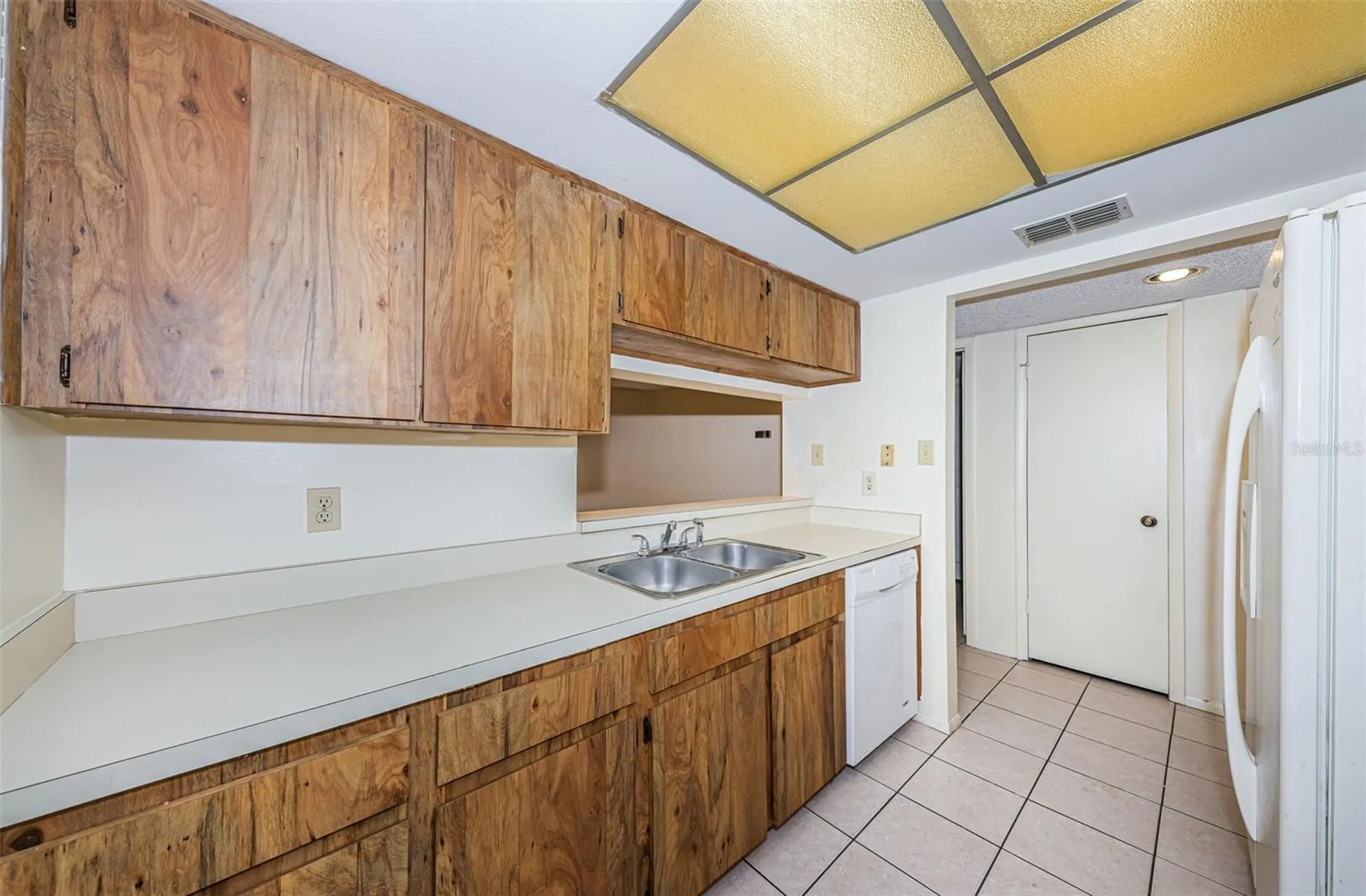 2587 Countryside Boulevard Clearwater FL 33761