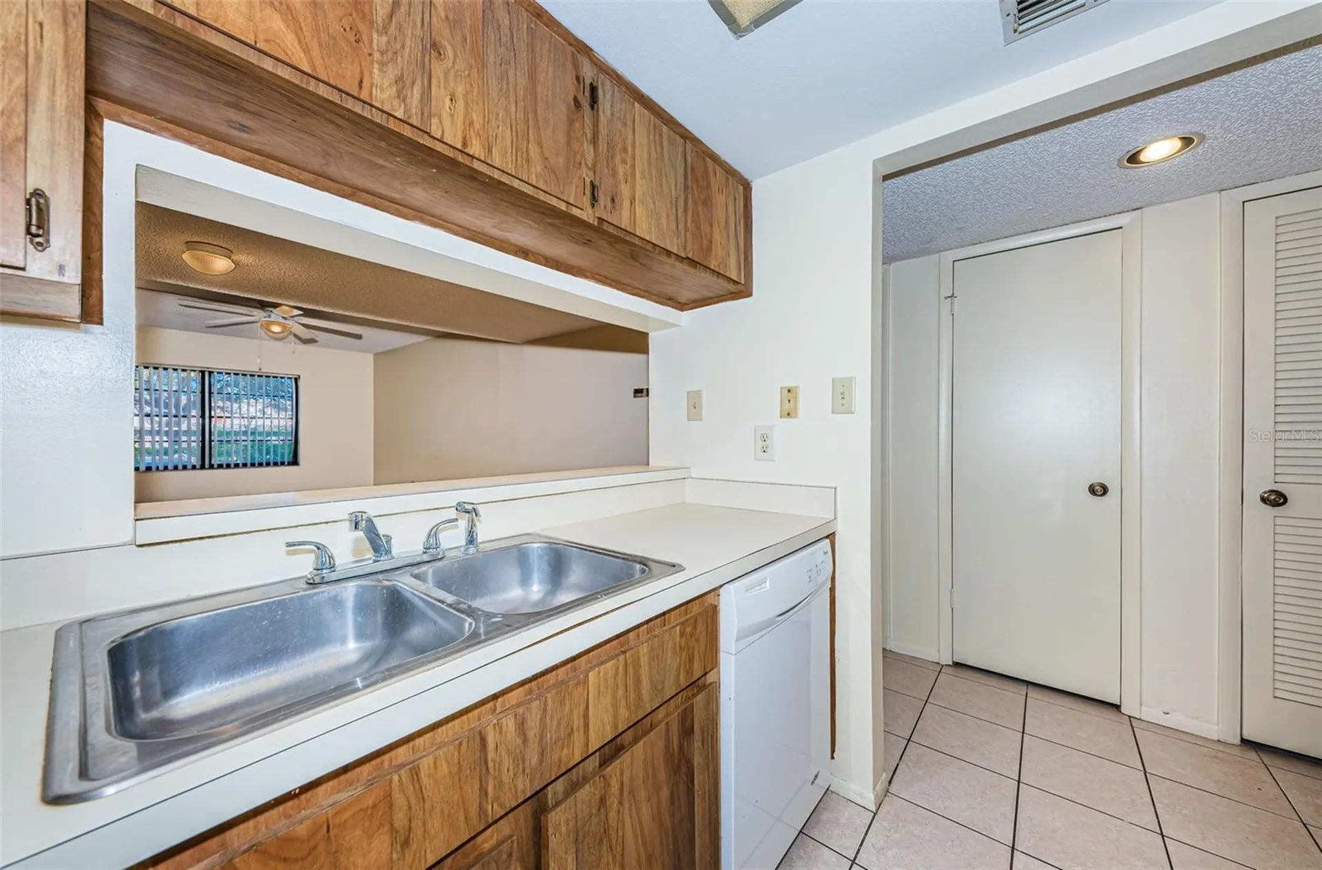 2587 Countryside Boulevard Clearwater FL 33761