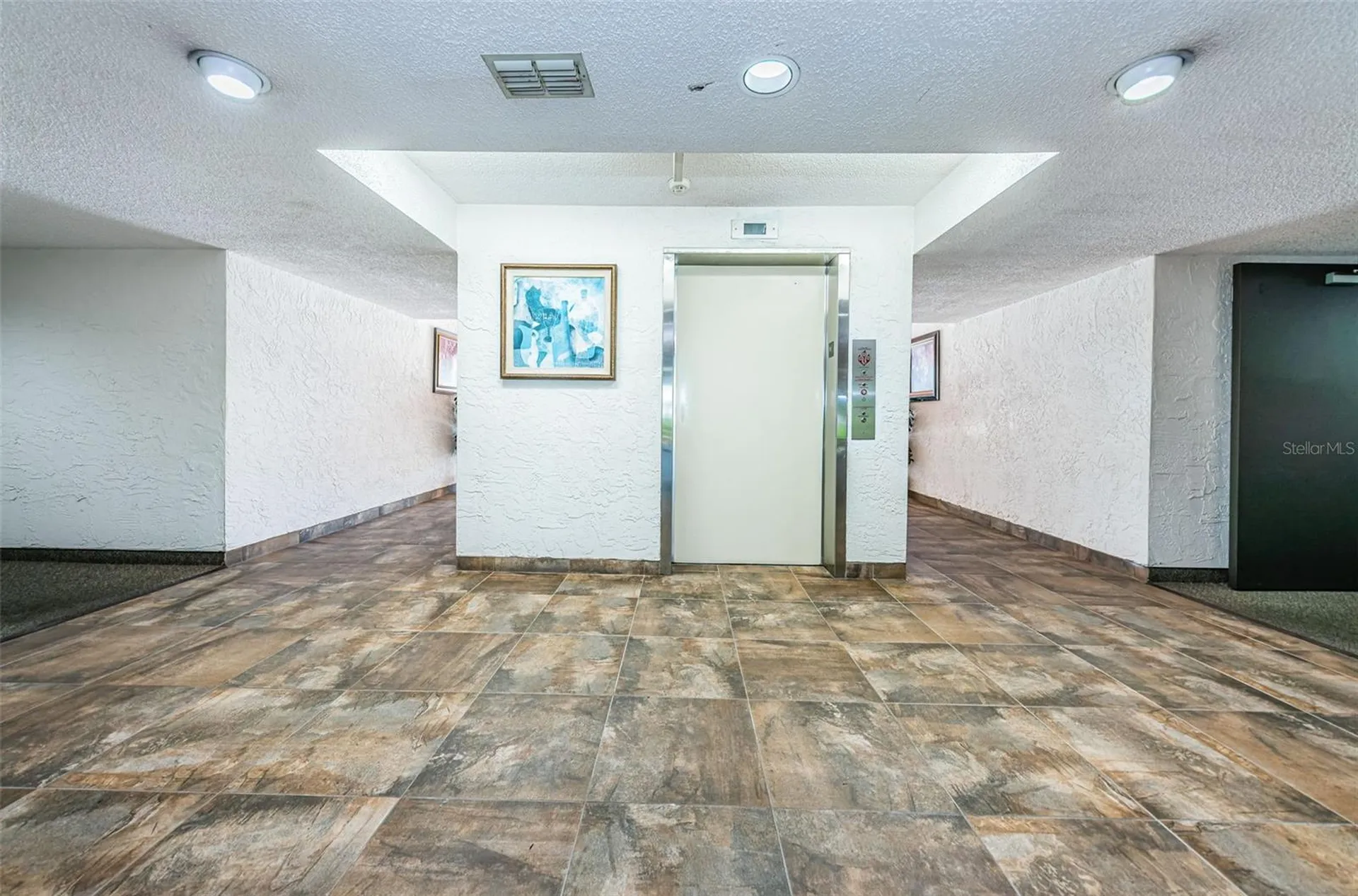 2587 Countryside Boulevard Clearwater FL 33761
