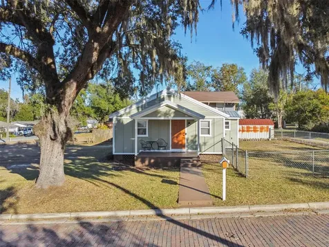 14232 17th Street Dade City FL 33523