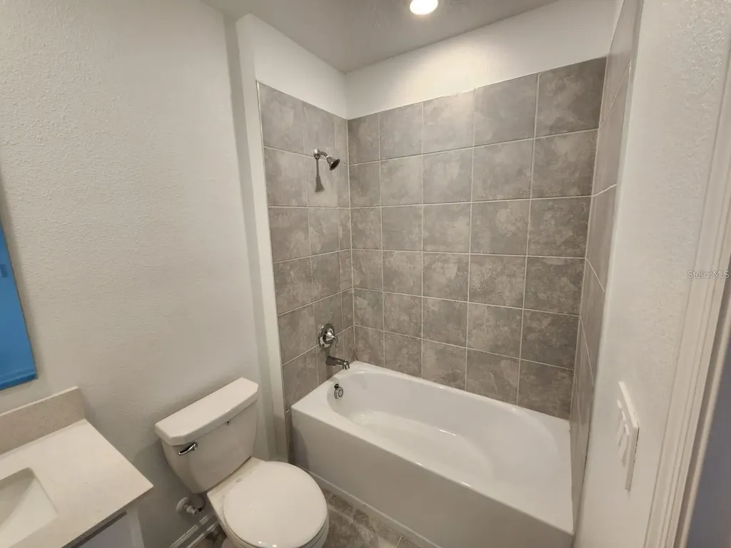 2713 Runners Circle Clermont FL 34714
