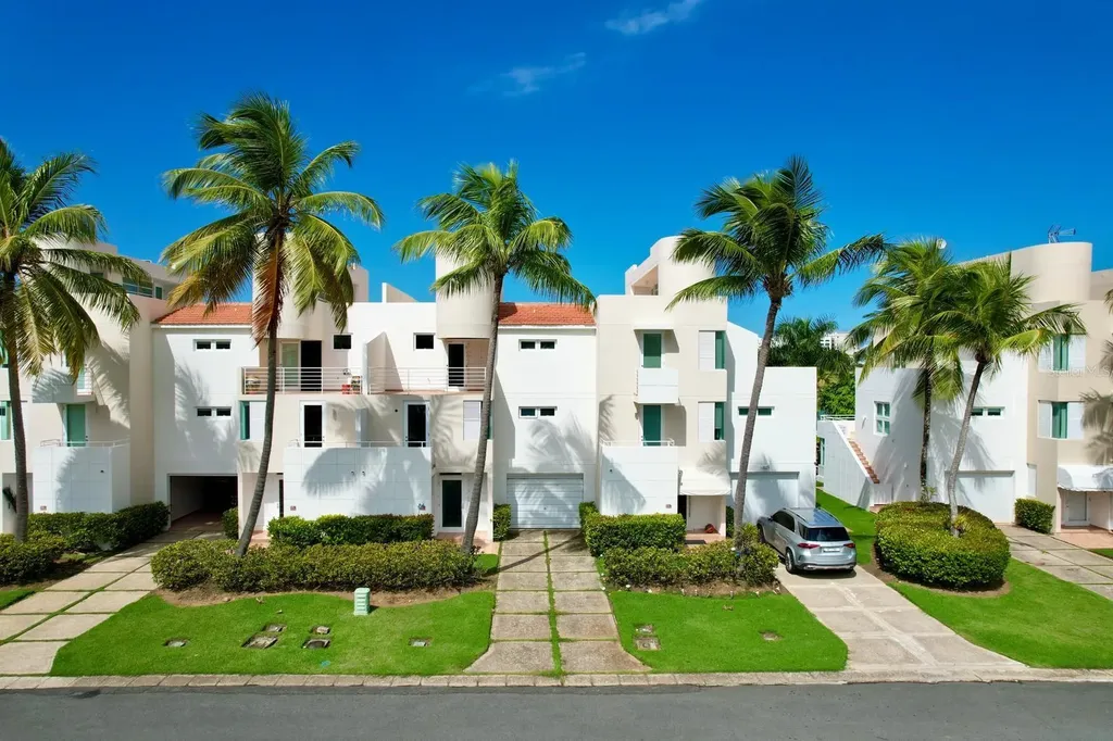 #124 Villas De Golf Oeste Dorado PR 00646