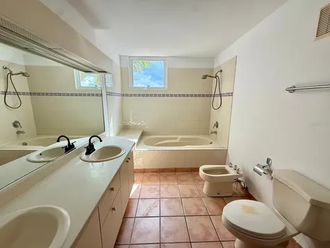 #124 Villas De Golf Oeste Dorado PR 00646