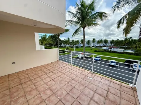 #124 Villas De Golf Oeste Dorado PR 00646