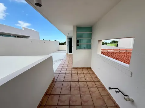 #124 Villas De Golf Oeste Dorado PR 00646