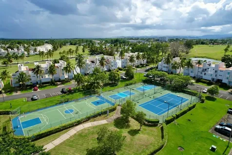 #124 Villas De Golf Oeste Dorado PR 00646