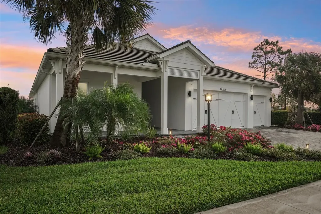 8294 Grande Shores Drive Sarasota FL 34240