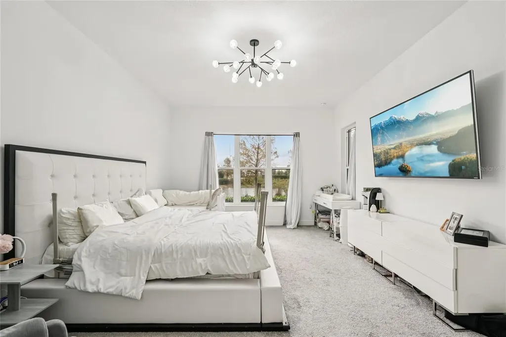 8294 Grande Shores Drive Sarasota FL 34240