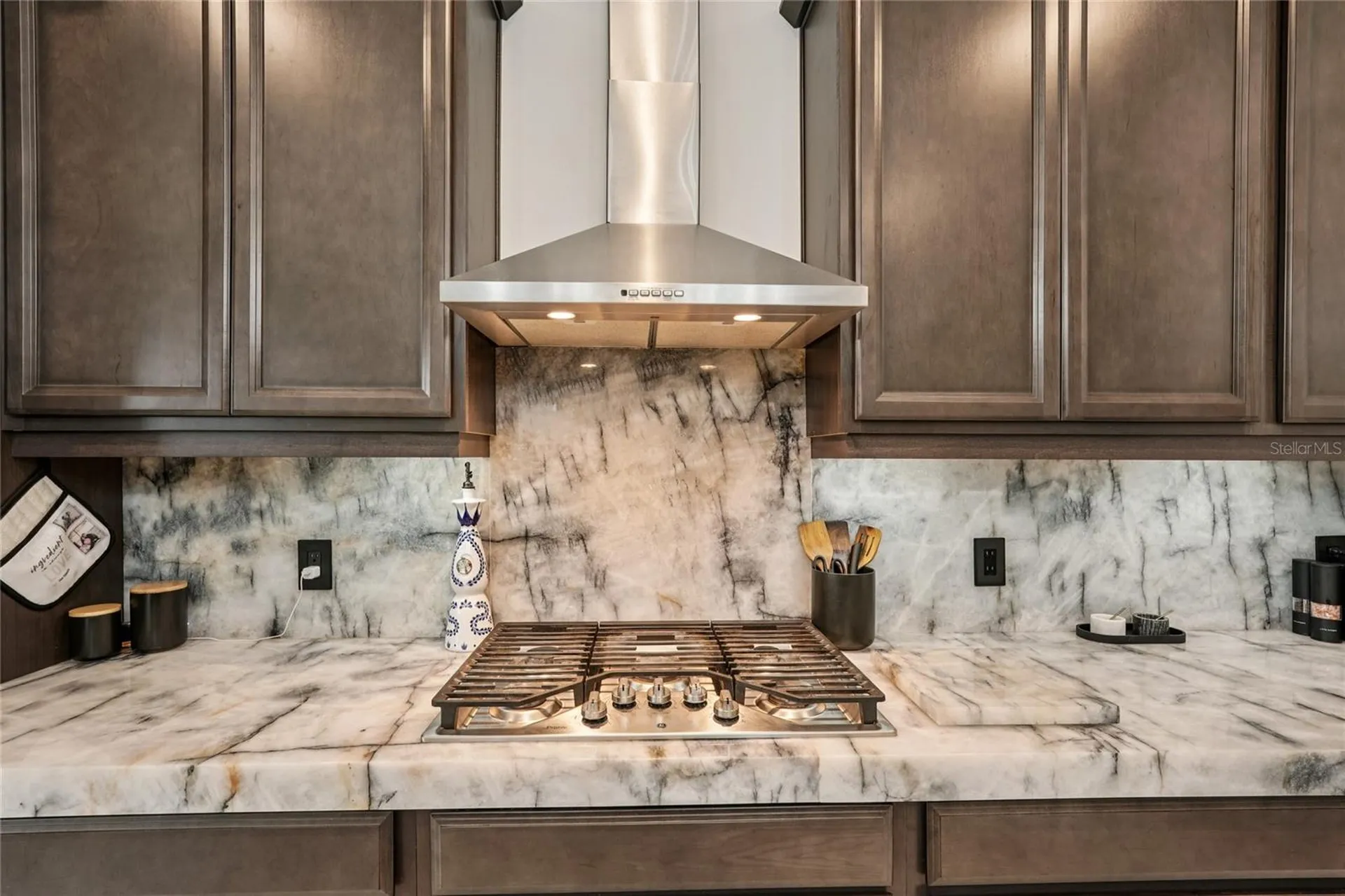 8294 Grande Shores Drive Sarasota FL 34240