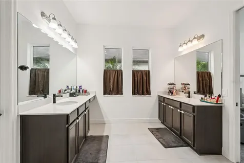 8294 Grande Shores Drive Sarasota FL 34240