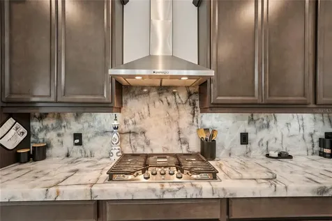 8294 Grande Shores Drive Sarasota FL 34240