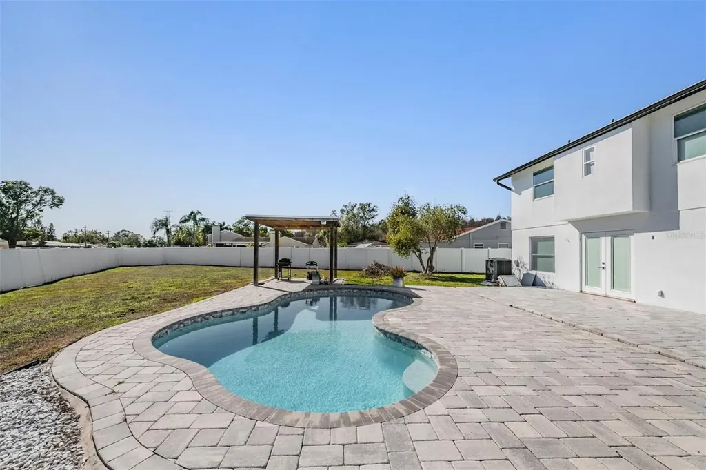 16107 Pebblebrook Drive Tampa FL 33624