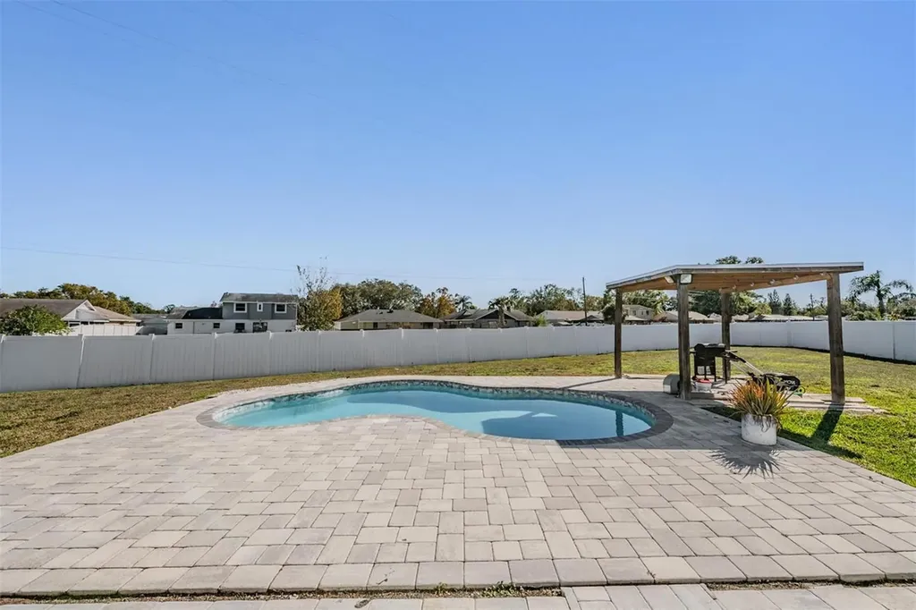 16107 Pebblebrook Drive Tampa FL 33624