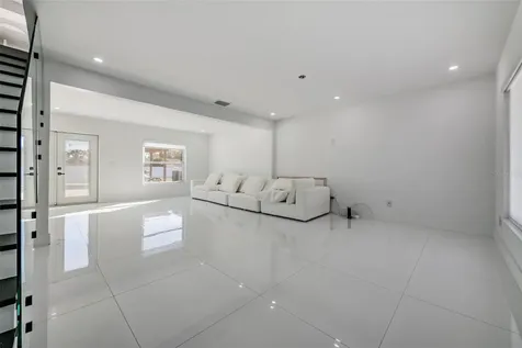 16107 Pebblebrook Drive Tampa FL 33624