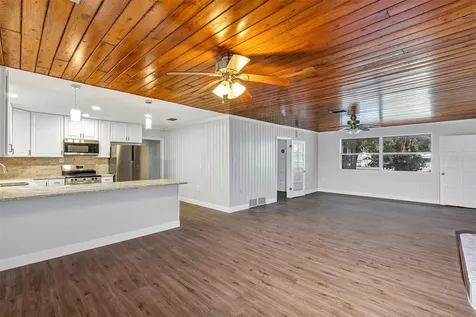 157 State Road 20 Palatka FL 32177