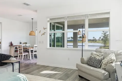 8705 Coastal Key Way Parrish FL 34219