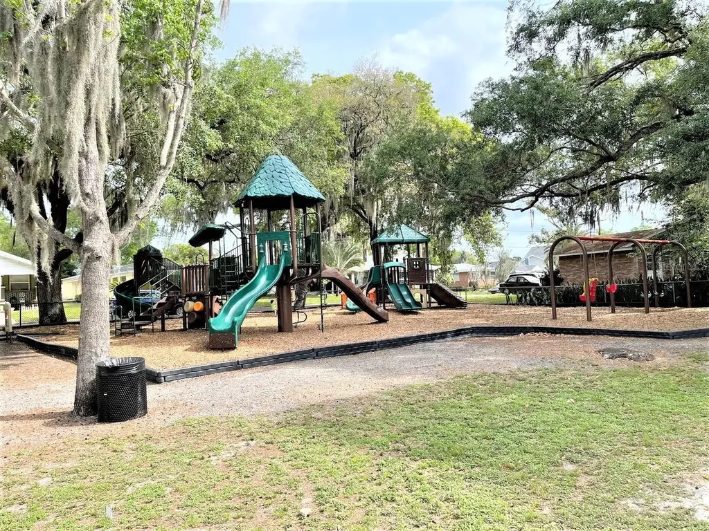 310 E Poinsettia Street Lakeland FL 33803