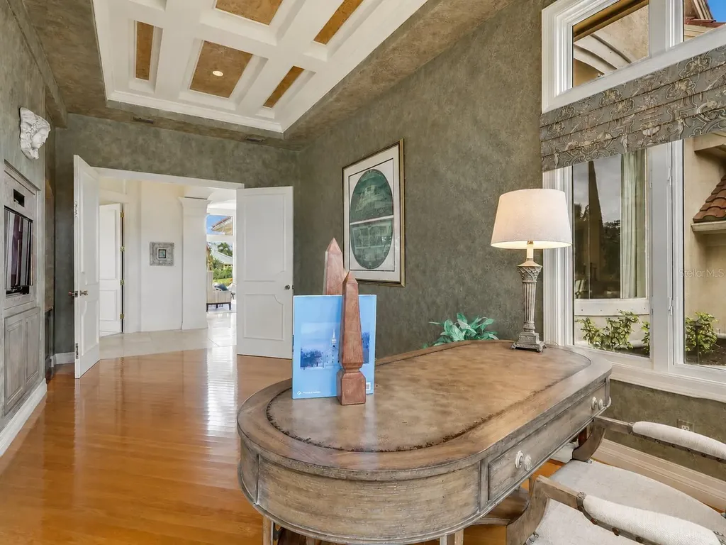 6320 Burnham Road Naples FL 34119