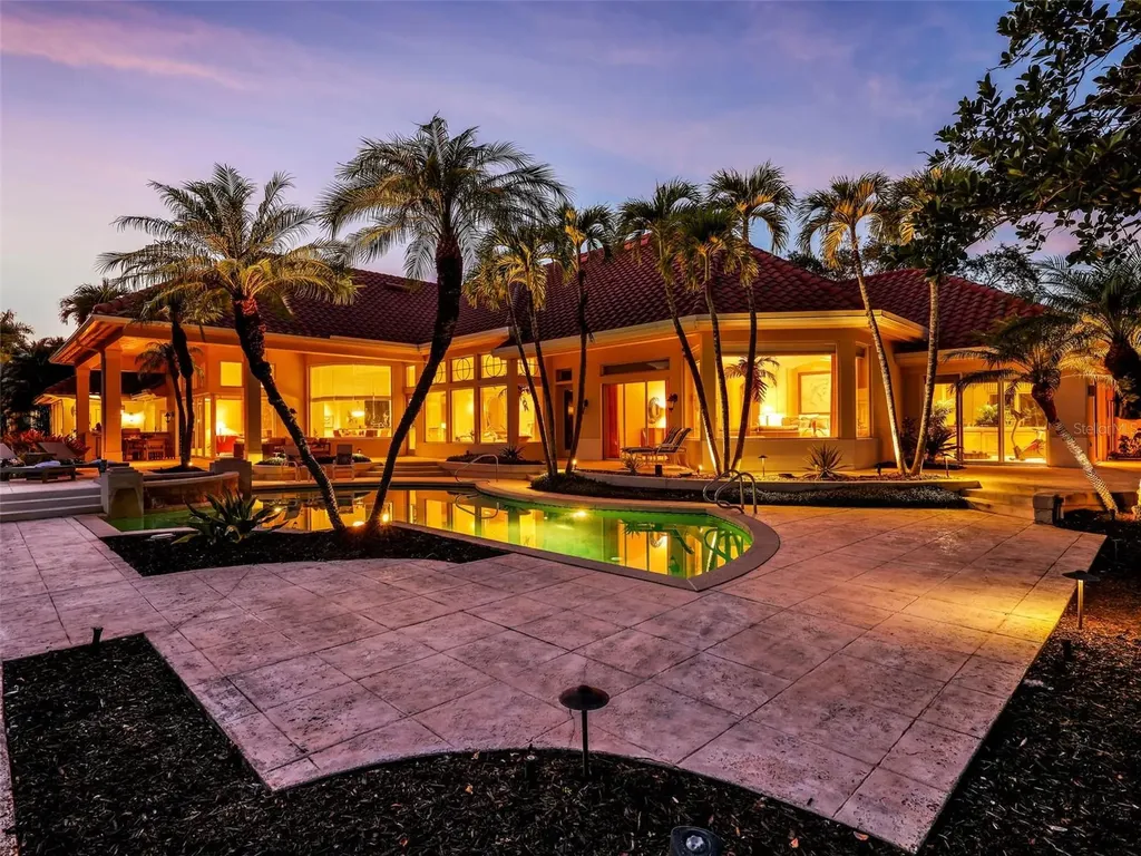 6320 Burnham Road Naples FL 34119