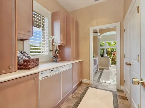 6320 Burnham Road Naples FL 34119