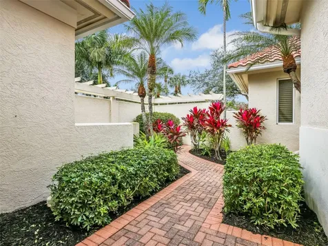 6320 Burnham Road Naples FL 34119