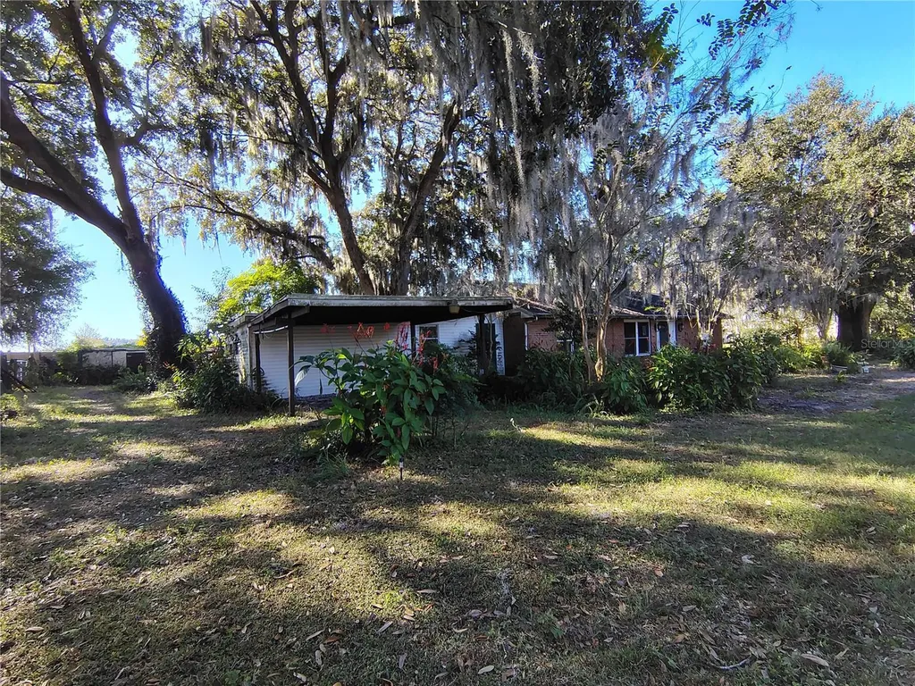 3537 E C 462 Wildwood FL 34785