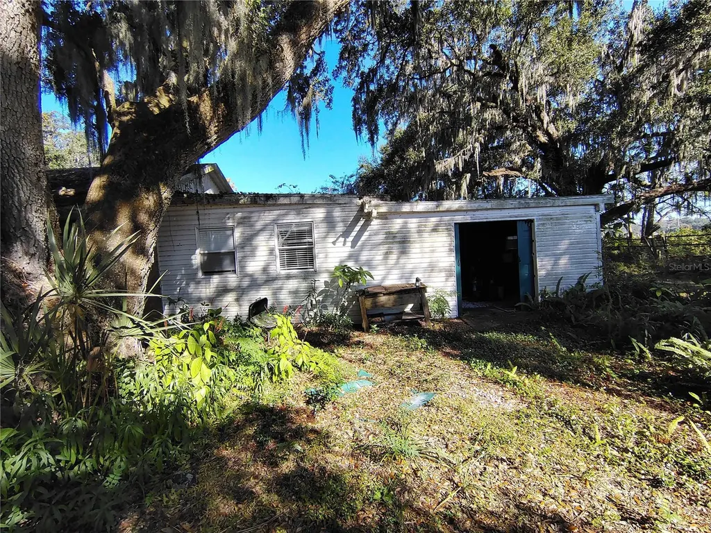 3537 E C 462 Wildwood FL 34785