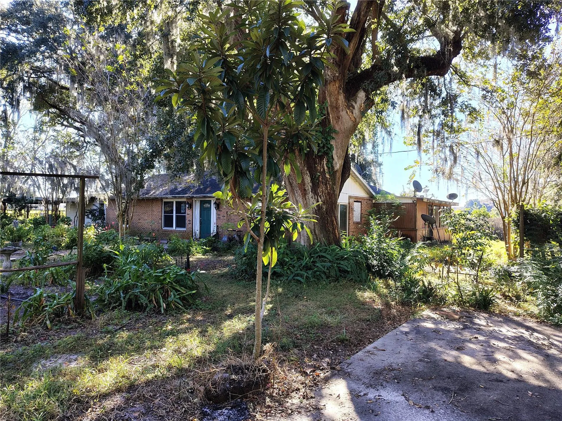 3537 E C 462 Wildwood FL 34785