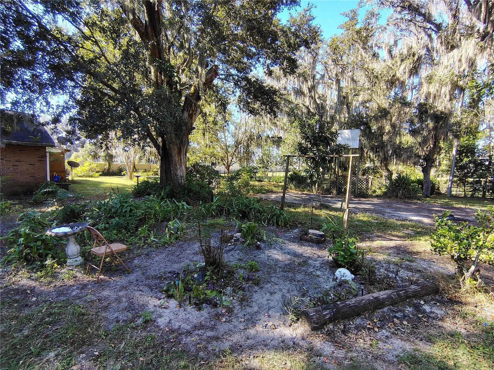 3537 E C 462 Wildwood FL 34785