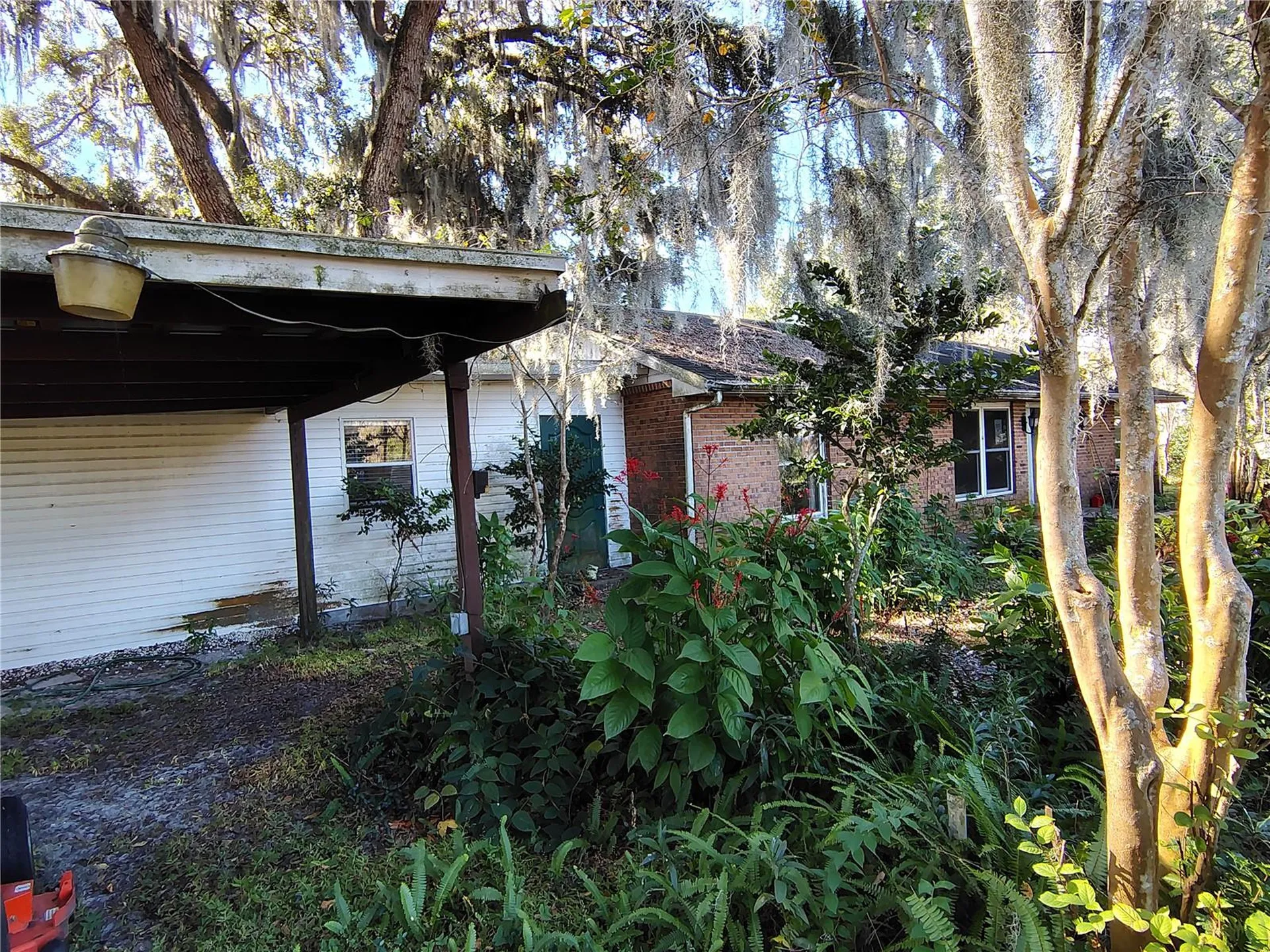 3537 E C 462 Wildwood FL 34785
