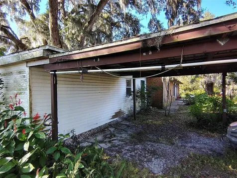 3537 E C 462 Wildwood FL 34785