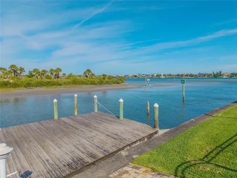 422 Quay Assisi New Smyrna Beach FL 32169