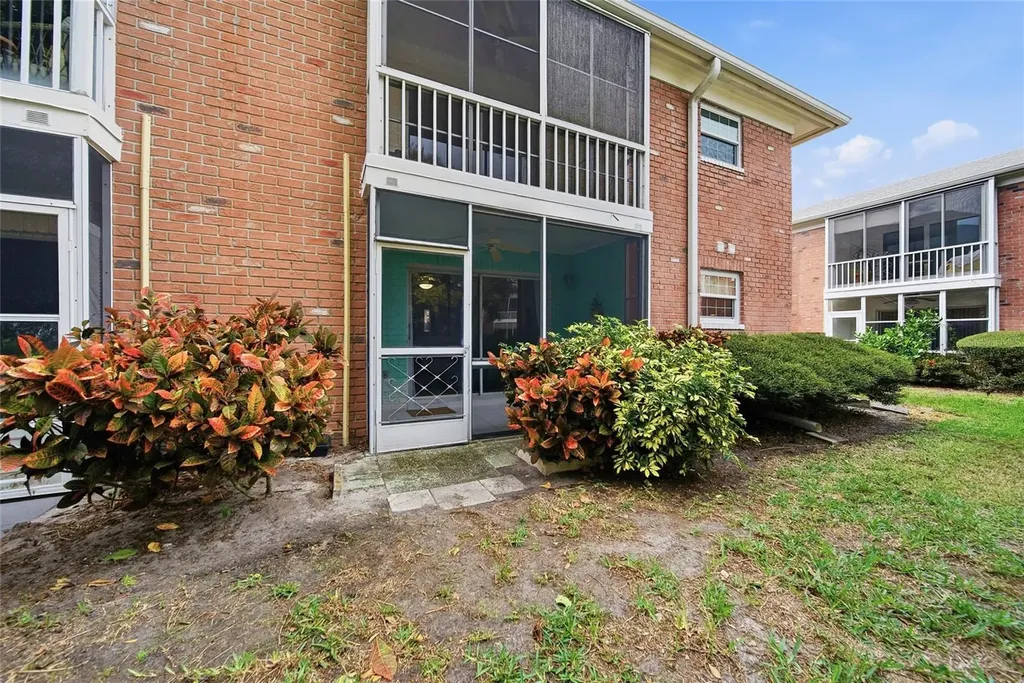 3585 41st Terrace S St Petersburg FL 33711