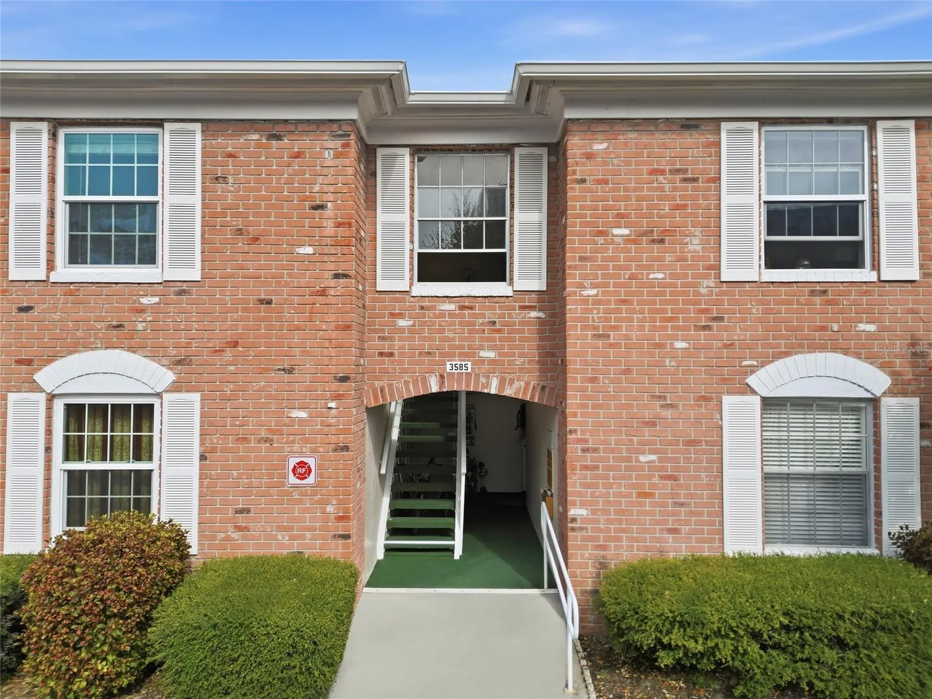 3585 41st Terrace S St Petersburg FL 33711