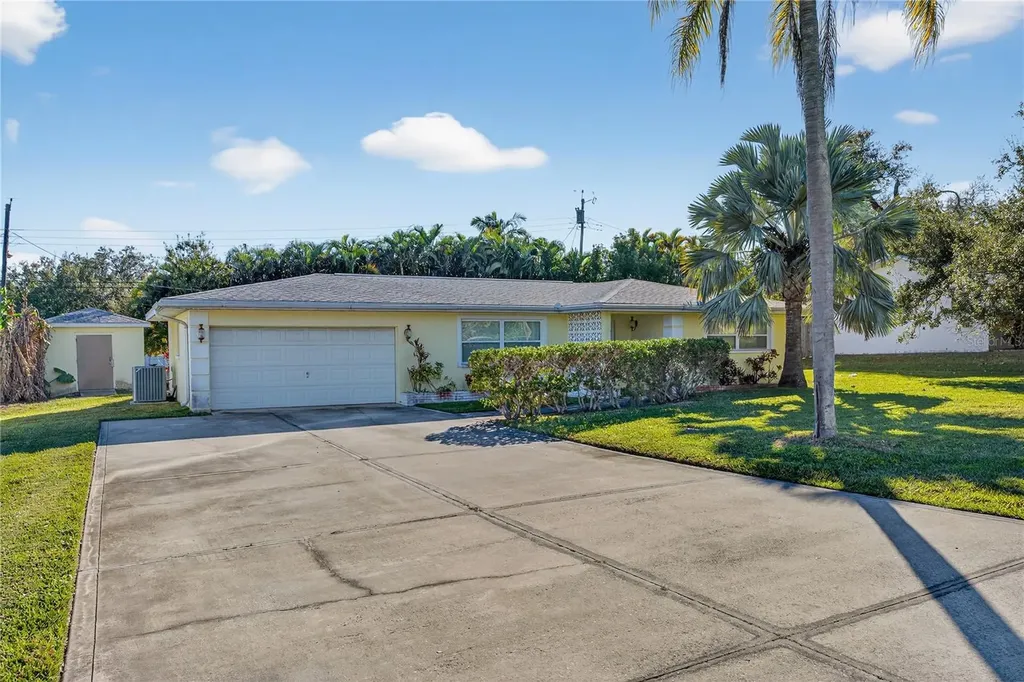 2962 8th Avenue SW Largo FL 33770
