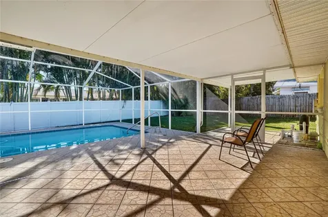 2962 8th Avenue SW Largo FL 33770