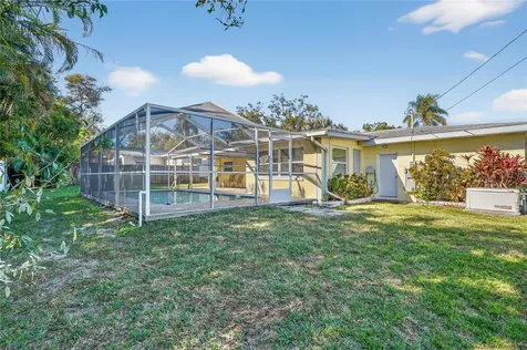 2962 8th Avenue SW Largo FL 33770