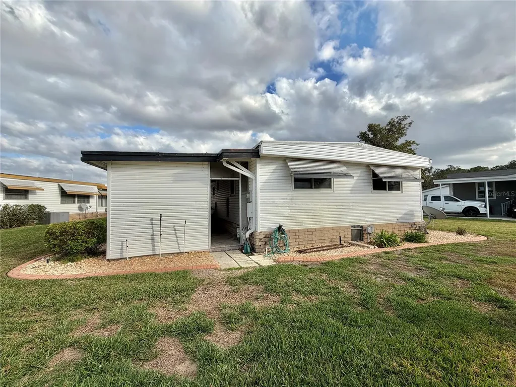 104 Dogwood Trail Leesburg FL 34748