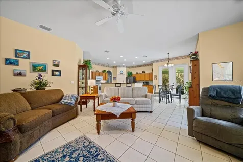 16731 SE 181st Terrace Weirsdale FL 32195