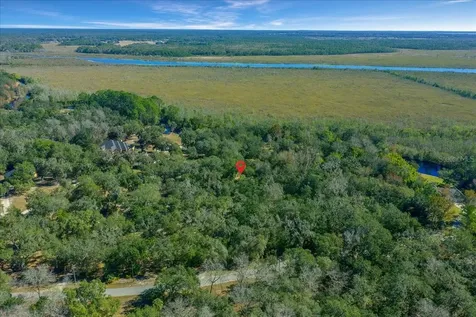 16731 SE 181st Terrace Weirsdale FL 32195