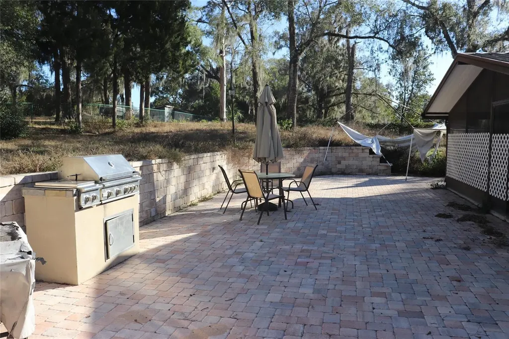 401 S Pine Avenue Inverness FL 34452