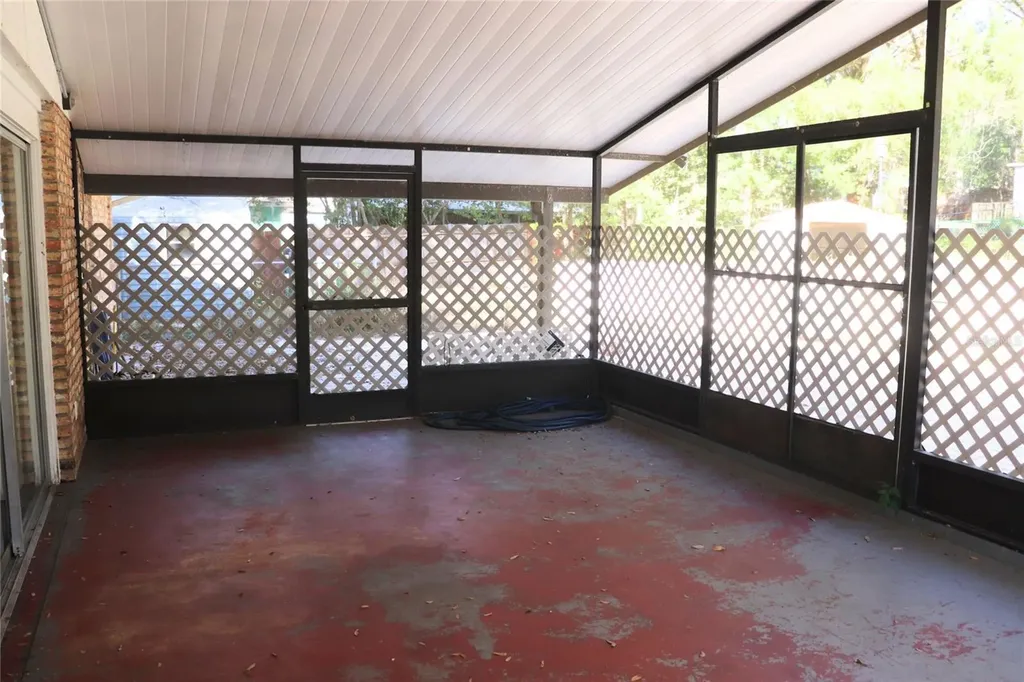 401 S Pine Avenue Inverness FL 34452