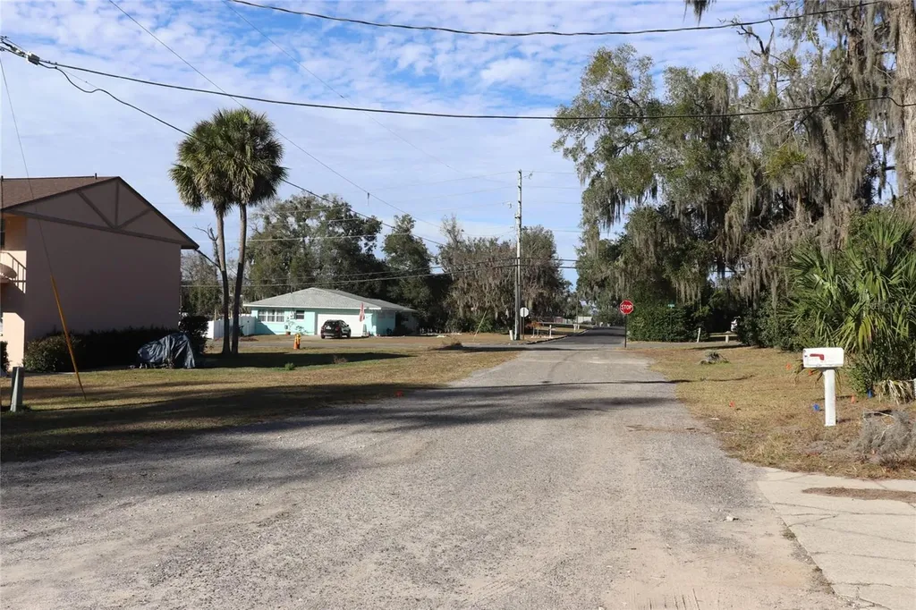 401 S Pine Avenue Inverness FL 34452
