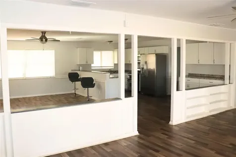 401 S Pine Avenue Inverness FL 34452
