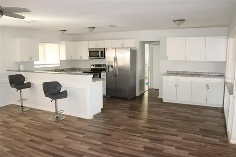401 S Pine Avenue Inverness FL 34452